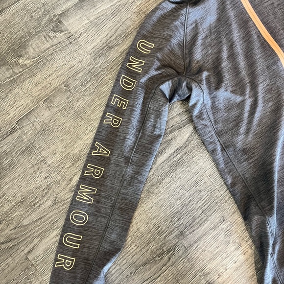 Under Armour quarter zip - Picture 3 of 5